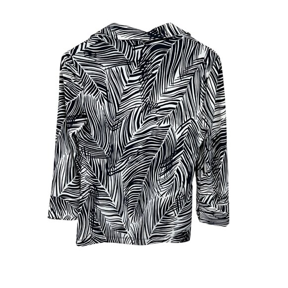 BCBGMAXAZRIA Black White Palm Leaf 3/4 Sleeve Wrap Blouse‎ M - Picture 2 of 12